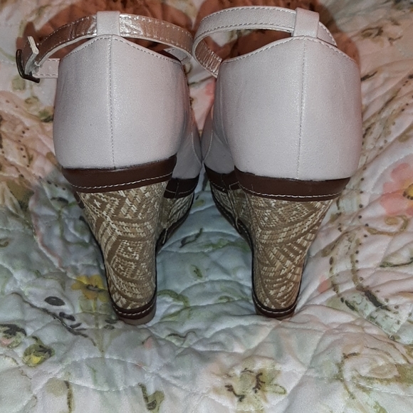 Wedges - Picture 4 of 4